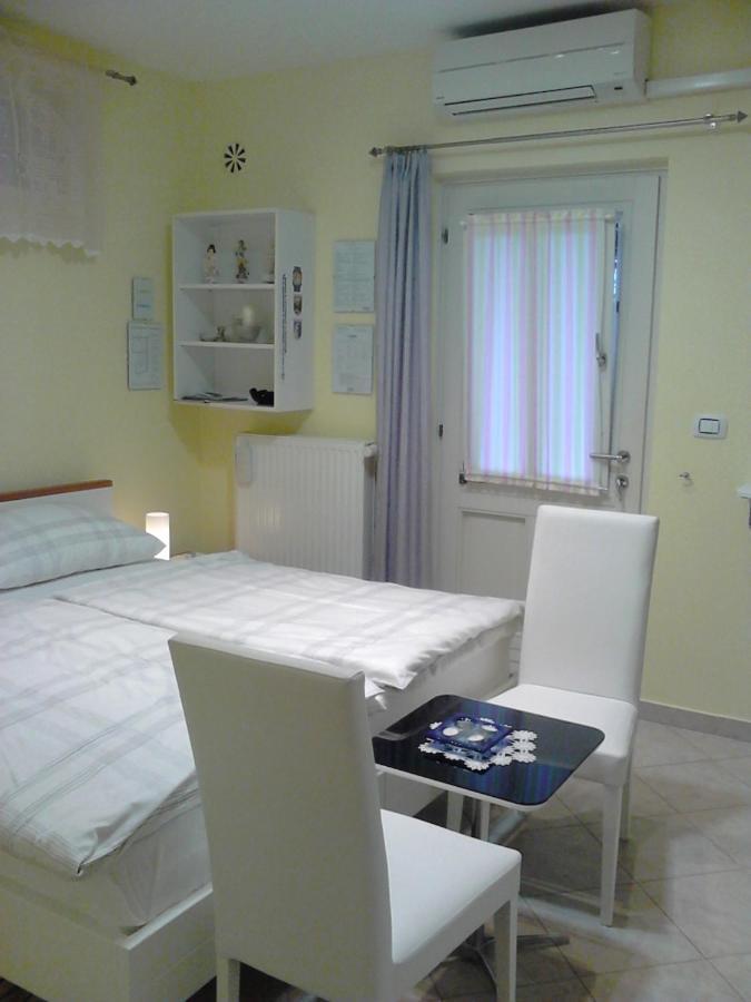 Room Sarah Rijeka Oda fotoğraf
